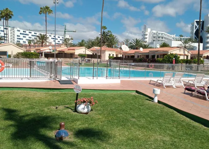 度假居 Santa Ferias 普拉亚戴尔雷安格莱斯